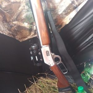 Meet your Posher, Jackson